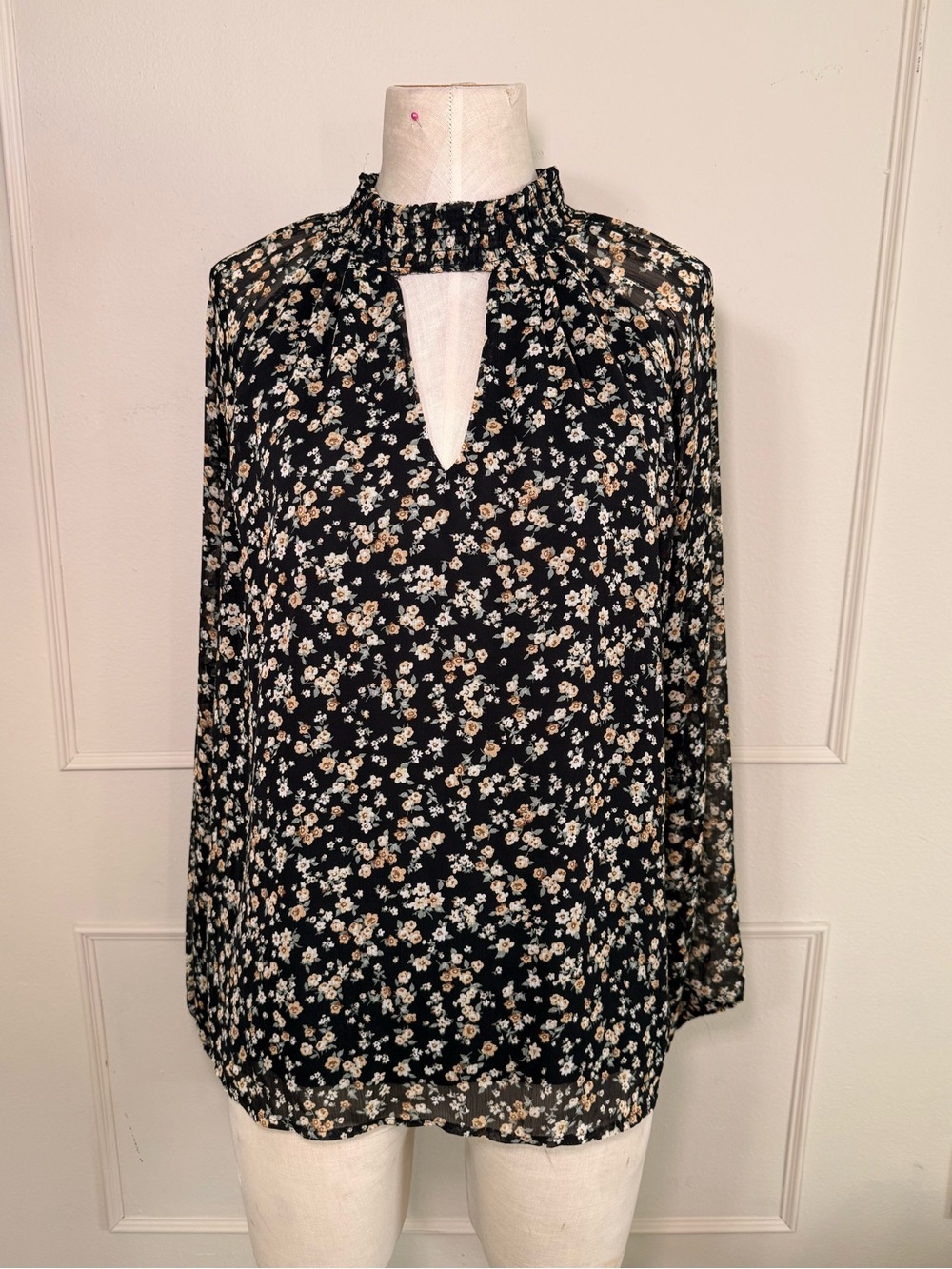 Lush Black Peach Floral Keyhole Blouse Size XL